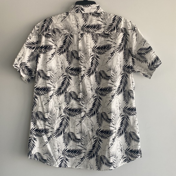 Men's Hawaïian Floral Button Down Shirt High Surf White
Size L - Picture 2 of 6